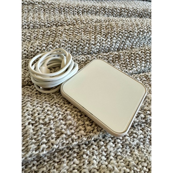 Apple | AirPods Pro (2nd Generation) - Picture 7 of 9